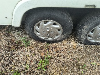 1998 aerolite travel-trailer - for sale near Elk River, Minnesota 106566_15_front_pass_wheel.jpg