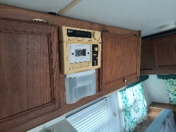 1998 aerolite travel-trailer - for sale near Elk River, Minnesota 106566_38_4x4_switch.jpg
