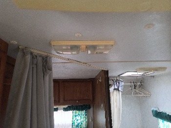 1998 aerolite travel-trailer - for sale near Elk River, Minnesota 106566_41_shifter.jpg