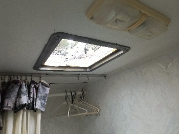 1998 aerolite travel-trailer - for sale near Elk River, Minnesota 106566_44_mileage_closeup.jpg