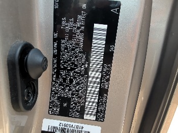 2006 toyota sienna le-7-passenger with 274406 miles for sale near elk-river, minnesota 106567_47_door_vin_sticker.jpg