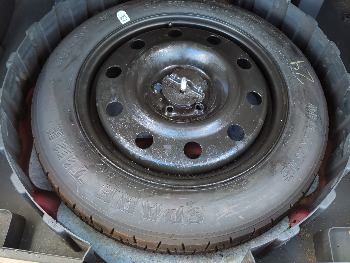 2007 ford edge se-fwd with 258081 miles for sale near elk-river, minnesota 106568_27_spare_tire.jpg
