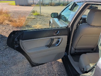 2008 subaru outback 2.5i with 185699 miles for sale near elk-river, minnesota 106569_25_drv_rear_door_panel.jpg
