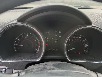 2008 toyota highlander base-4wd with 296754 miles for sale near elk-river, minnesota 106570_43_gauge_cluster.jpg