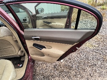 2006 honda civic lx-sedan-at with 229409 miles for sale near Elk River, Minnesota 106574_30_pass_rear_door_panel.jpg