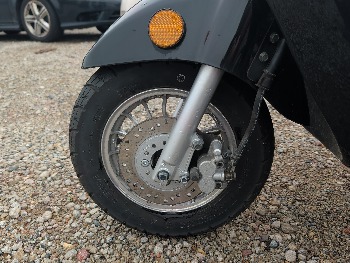 2025 zhng-lucky moped with 724 miles for sale near Elk River, Minnesota 106575_15_front_pass_wheel.jpg