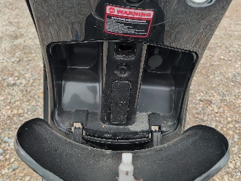 2025 zhng-lucky moped with 724 miles for sale near Elk River, Minnesota 106575_26_trunk.jpg