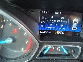 2017 ford escape se-4wd with 175150 miles for sale near Elk River, Minnesota 106576_44_mileage_closeup.jpg