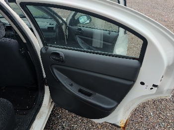 2005 dodge stratus with 83806 miles for sale near Elk River, Minnesota 106577_30_pass_rear_door_panel.jpg