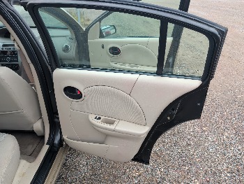 2006 saturn ion with 93338 miles for sale near Elk River, Minnesota 106579_30_pass_rear_door_panel.jpg