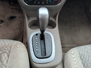 2006 saturn ion with 93338 miles for sale near Elk River, Minnesota 106579_41_shifter.jpg