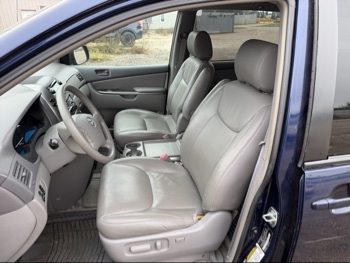 2006 toyota sienna le-7-passenger with 96729 miles for sale near Elk River, Minnesota 106581_22_driver_seat.jpg