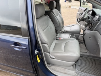2006 toyota sienna le-7-passenger with 96729 miles for sale near Elk River, Minnesota 106581_31_passenger_seat.jpg