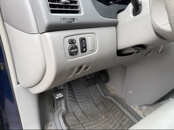 2006 toyota sienna le-7-passenger with 96729 miles for sale near Elk River, Minnesota 106581_37_left_of_steering_wheel.jpg