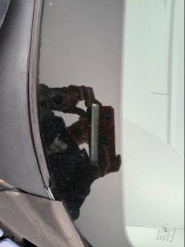 2006 toyota sienna le-7-passenger with 96729 miles for sale near Elk River, Minnesota 106581_48_windshield_vin_plate.jpg