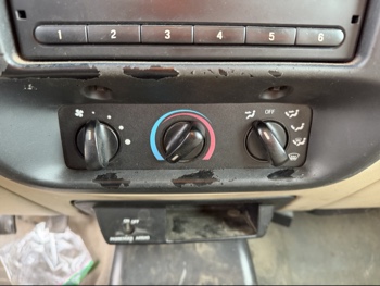 2004 ford ranger xlt-long-bed-2wd with 248447 miles for sale near Elk River, Minnesota 106582_40_climate_control.jpg