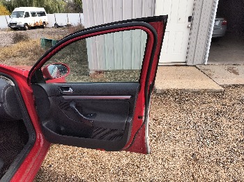 2010 volkswagen jetta s-pzev with 147137 miles for sale near Elk River, Minnesota 106585_32_passenger_door_panel.jpg