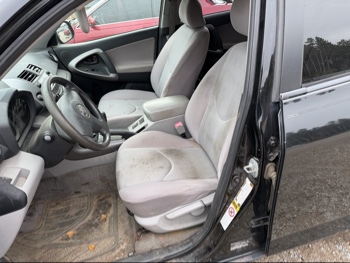 2007 toyota rav4 base-i4-2wd with 291949 miles for sale near Elk River, Minnesota 106586_22_driver_seat.jpg