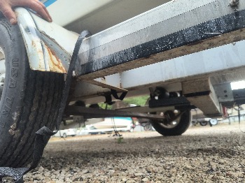1989 mirrocraft sierra for sale near Elk River, Minnesota 106588_18_undercar_rear_drv.jpg