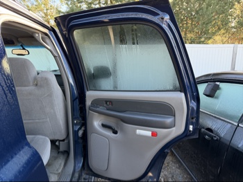 2003 chevrolet tahoe 4wd with 168168 miles for sale near Elk River, Minnesota 106589_30_pass_rear_door_panel.jpg