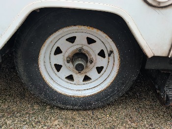 1999 jayco unknown - for sale near Elk River, Minnesota 106590_12_drv_front_wheel.jpg