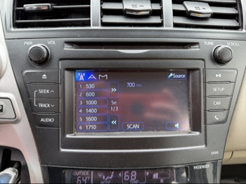 2014 toyota prius-v three with 202610 miles for sale near Elk River, Minnesota 106593_39_radio_closeup.jpg