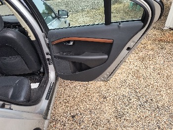 2009 volvo s80 3.2 with 216843 miles for sale near Elk River, Minnesota 106599_30_pass_rear_door_panel.jpg