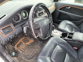 2009 volvo s80 3.2 with 216843 miles for sale near Elk River, Minnesota 106599_37_left_of_steering_wheel.jpg