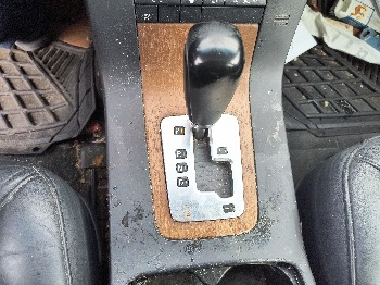 2009 volvo s80 3.2 with 216843 miles for sale near Elk River, Minnesota 106599_41_shifter.jpg