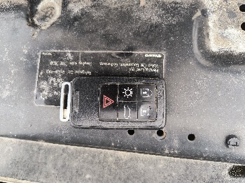 2009 volvo s80 3.2 with 216843 miles for sale near Elk River, Minnesota 106599_51_keys.jpg