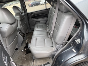 2006 acura mdx touring with 221119 miles for sale near Elk River, Minnesota 106605_24_drv_rear_seat.jpg