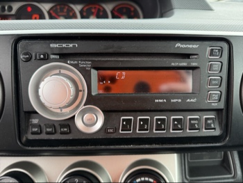 2010 scion xb 5-door-wagon-5-spd-mt with 219543 miles for sale near Elk River, Minnesota 106606_39_radio_closeup.jpg