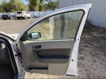2008 ford focus ses-sedan with 288350 miles for sale near Elk River, Minnesota 106610_32_passenger_door_panel.jpg