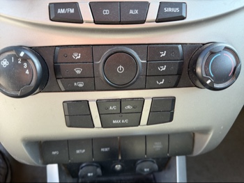 2008 ford focus ses-sedan with 288350 miles for sale near Elk River, Minnesota 106610_40_climate_control.jpg