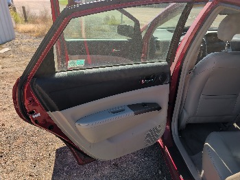 2009 toyota prius 4-door-liftback with 182239 miles for sale near Elk River, Minnesota 106613_25_drv_rear_door_panel.jpg