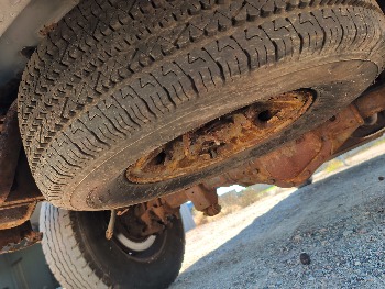 2008 chevrolet express ls-3500-extended with 167680 miles for sale near Elk River, Minnesota 106615_27_spare_tire.jpg