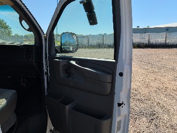 2008 chevrolet express ls-3500-extended with 167680 miles for sale near Elk River, Minnesota 106615_32_passenger_door_panel.jpg