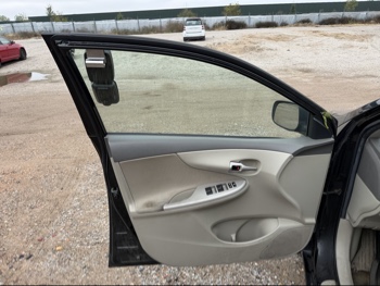 2010 toyota corolla le-4-speed-at with 170238 miles for sale near Elk River, Minnesota 106616_23_driver_door_panel.jpg
