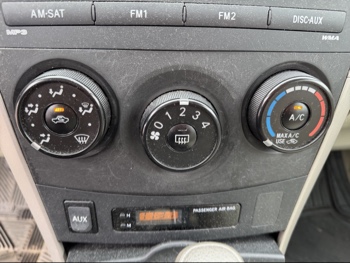 2010 toyota corolla le-4-speed-at with 170238 miles for sale near Elk River, Minnesota 106616_40_climate_control.jpg