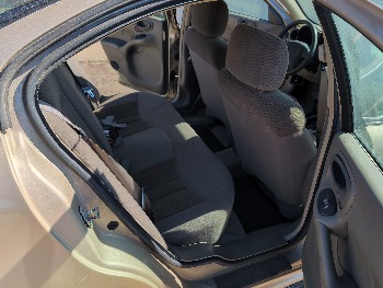 2004 pontiac grand-am se1-sedan with 91565 miles for sale near Elk River, Minnesota 106619_28_pass_rear_seat.jpg