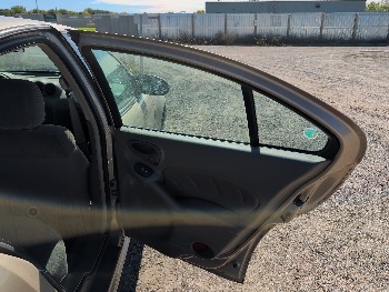 2004 pontiac grand-am se1-sedan with 91565 miles for sale near Elk River, Minnesota 106619_30_pass_rear_door_panel.jpg