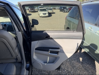 2009 saturn vue-green-line-hybrid fwd with 81619 miles for sale near Elk River, Minnesota 106620_30_pass_rear_door_panel.jpg
