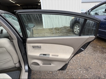 2005 nissan altima 2.5 with 177729 miles for sale near Elk River, Minnesota 106623_30_pass_rear_door_panel.jpg