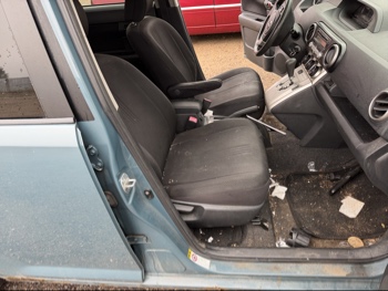 2008 scion xb wagon with 181235 miles for sale near Elk River, Minnesota 106624_31_passenger_seat.jpg
