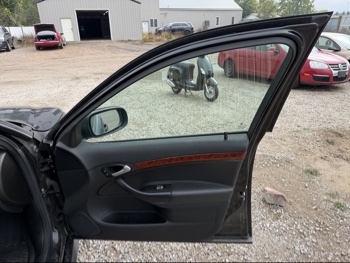 2009 saab 9-3 2.0t-touring with 207829 miles for sale near Elk River, Minnesota 106626_32_passenger_door_panel.jpg