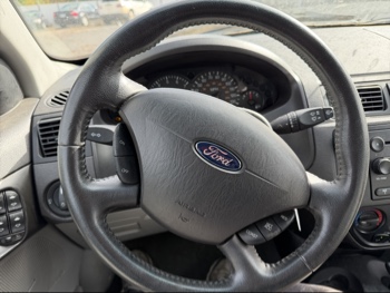 2006 ford focus zx4-s with 155179 miles for sale near Elk River, Minnesota 106630_36_steering_wheel.jpg