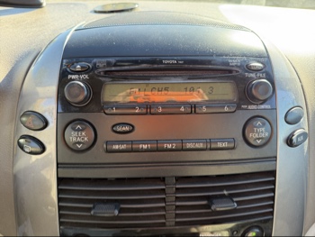 2009 toyota sienna ce-fwd-7-passenger with 179777 miles for sale near Elk River, Minnesota 106631_39_radio_closeup.jpg