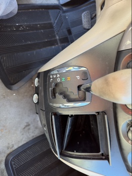 2009 toyota sienna ce-fwd-7-passenger with 179777 miles for sale near Elk River, Minnesota 106631_41_shifter.jpg