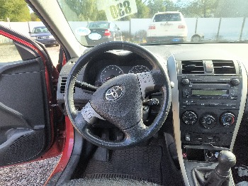2009 toyota corolla base-4-speed-at with 195594 miles for sale near Elk River, Minnesota 106632_33_dash_from_driver.jpg