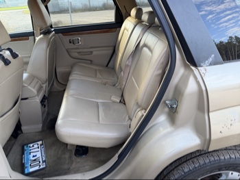 2008 suzuki xl-7 limited with 160216 miles for sale near Elk River, Minnesota 106633_24_drv_rear_seat.jpg